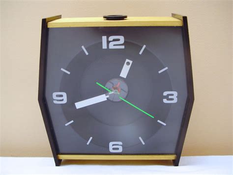 High Time Vintage Alarm Clock Ceiling Projector by by TheModPasse | Vintage alarm clock, Clock ...
