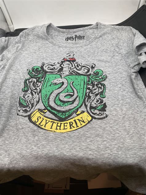 Harry Potter Shirt - Kids - Slytherin Serpents Badge - 96 PC LOT - Topper Liquidators