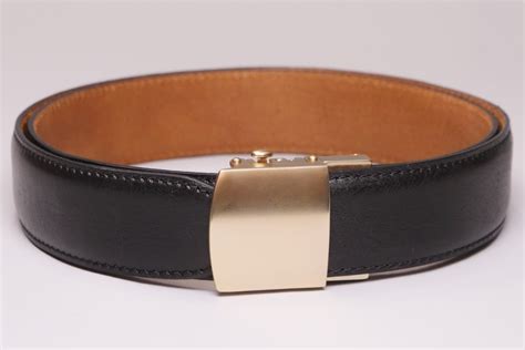 4 Reasons to Invest in a Smart Belt 3.0 | Man of Many