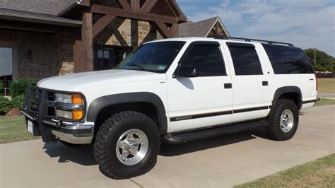 1998 Chevrolet Suburban at Dallas 2015 as W114 - Mecum Auctions