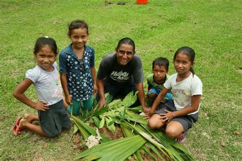 Replanting the Peruvian Amazon's fruit trees - GlobalGiving