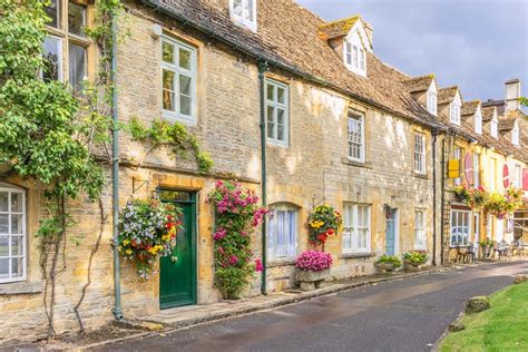 17 Best Villages in the Cotswolds | PlanetWare