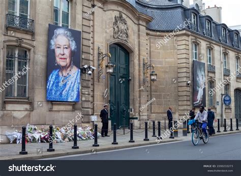 30 British Embassy Paris Royalty-Free Images, Stock Photos & Pictures ...