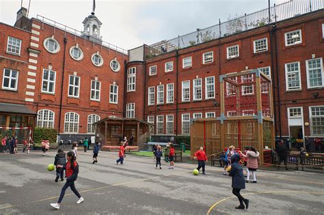 Our Trustees and History | The Aldgate School