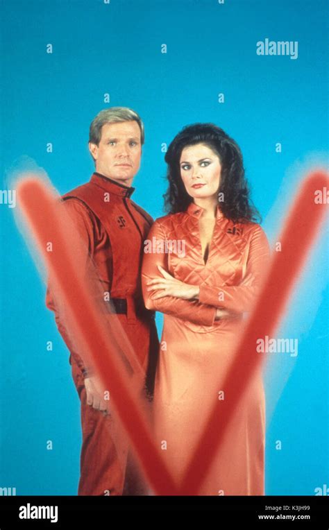 V FRANK ASHMORE, JANE BADLER V Stock Photo - Alamy