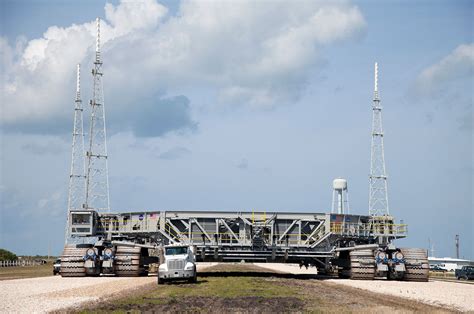 NASA Celebrates Crawler-Transporters' 1st 50 Years with Test Drive | Space