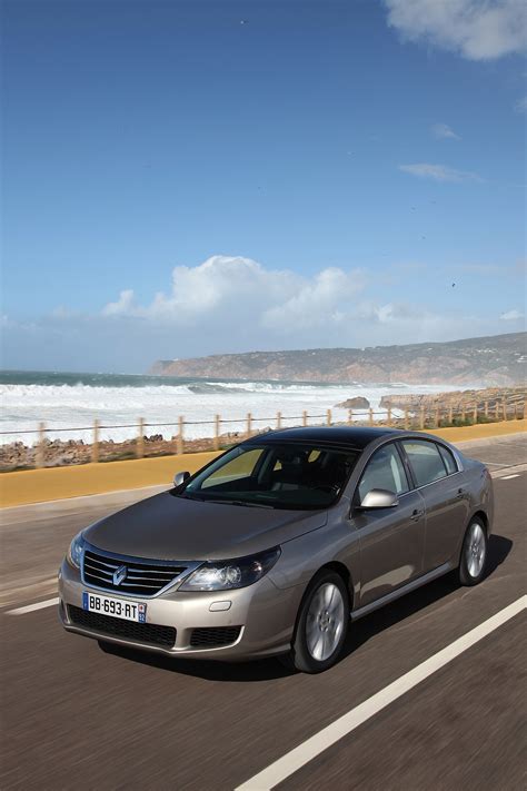 RENAULT Latitude Specs & Photos - 2010, 2011, 2012, 2013, 2014, 2015 ...