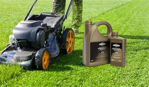 What Kind of Oil for a Lawn Mower? How to choose lawn mower oil?