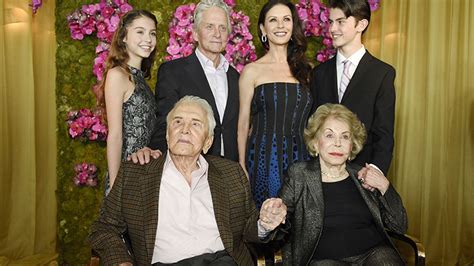 Kirk Douglas turns 100 and celebrates in style with A list family and ...