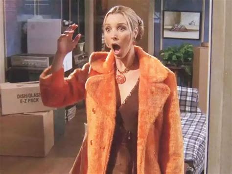 A theory about Phoebe from 'Friends' is ruining the show for the internet | Business Insider India