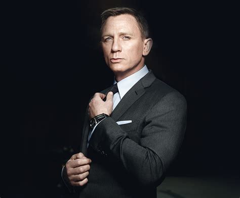 Daniel Craig Wallpapers Images Photos Pictures Backgrounds