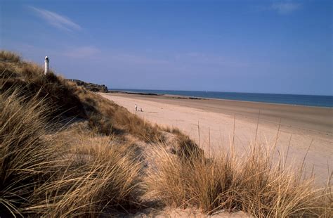 Lossiemouth Visitor Guide - Accommodation, Things To Do & More | VisitScotland