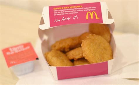 Nuggets Mcdonalds : Mcdonald S Is Testing Vegan Mcnuggets Here S Where To Find Them / Time to ...