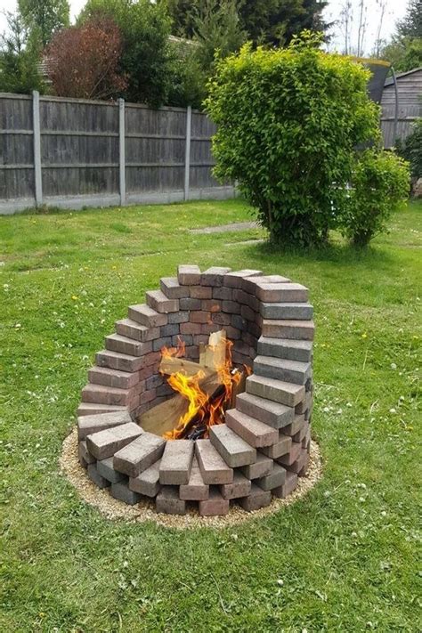 30 Amazing Diy Fire Pit Ideas | Backyard fire, Fire pit backyard ...