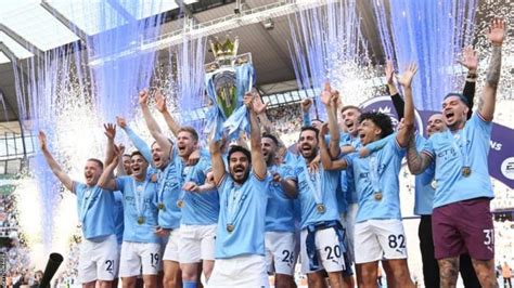 Manchester City win the Premier League: Trophy presentation day in ...