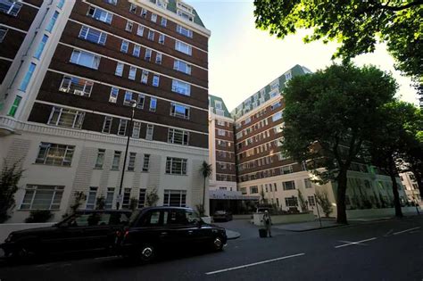 Nell Gwynn House, Sloane Avenue Flats, Chelsea - e-architect