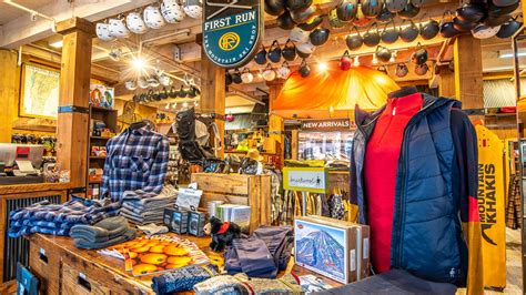 Shopping & Dining at Stratton Mountain Village Vermont