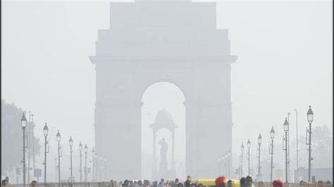 Delhi shivers on X-mas, IMD declares cold wave | Latest News Delhi ...