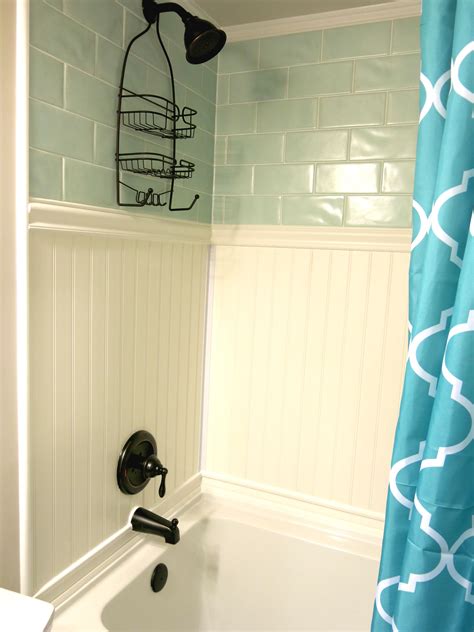 Plastpro veranda vinyl planking shower surround, PVC wainscoting, plastic beadboard, bathroom ...