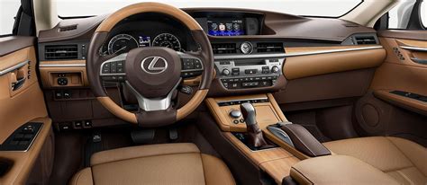 Lexus ES300h Hybrid Specs & Price in India