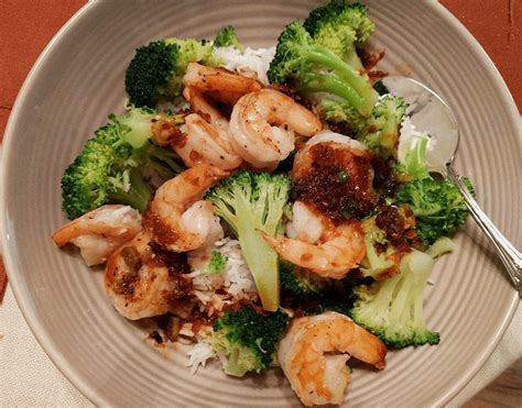 At Mimi's Table | Orange Shrimp with Broccoli and Garlic