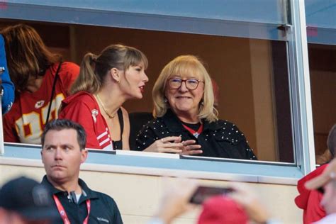 Taylor and The Swifties Shouldn't Sleep on the Jets - Sports ...