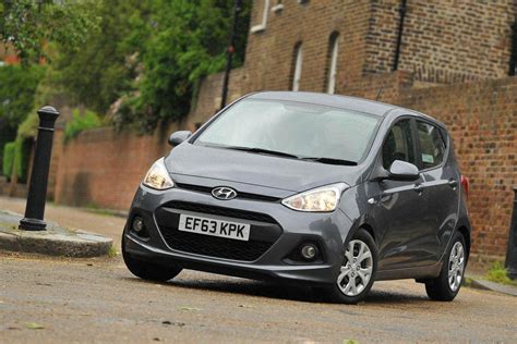 2014 Hyundai i10 1.2 automatic review | What Car?