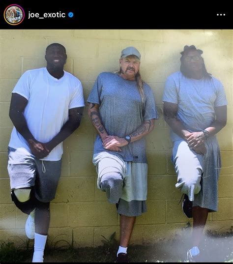 Joe Exotic's prison photo with two guys on the yard goes viral