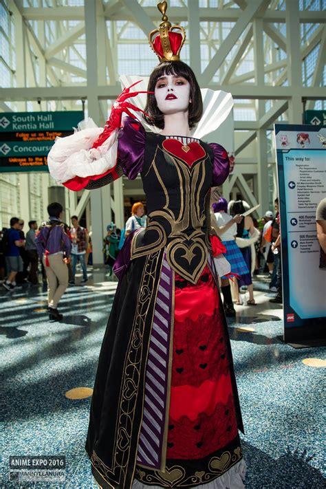 Anime Expo 2016 Cosplay Queen of Hearts | Cosplaystyle ideas women ...