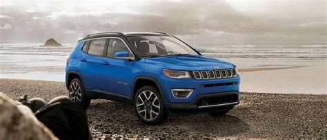 2019 Jeep Compass Sport vs. Latitude vs. Altitude vs. Trailhawk vs. Limited | Gurnee CDJR