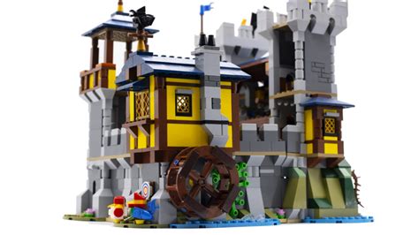 LEGO Creator 3-in-1 31120 Medieval Castle review and gallery