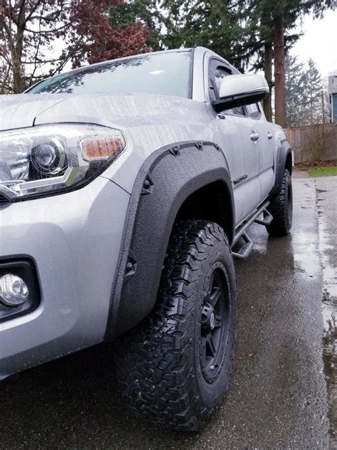 toyota tacoma wheel well trim - lloyd-vargo