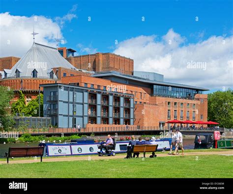 Royal Shakespeare Theatre, Stratford upon Avon, Warwickshire, England uk Stock Photo - Alamy