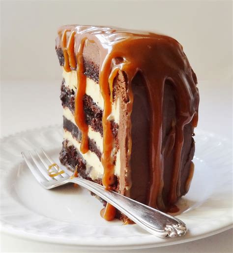 Salted Caramel Chocolate Fudge Cake | FoodGaZm..