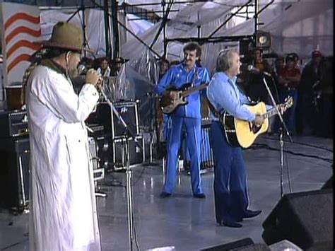 George Jones - Tennessee Whiskey (Live at Farm Aid 1985) Chords - Chordify