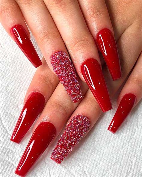 30 Most Beautiful Red Christmas Nails to Try This Year | Stylish Belles