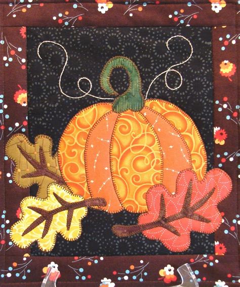 October Mini quilt, 2013, at Quilt Vine Mini Patchwork, Mini Quilts, Holiday Quilts, Fall Quilts ...