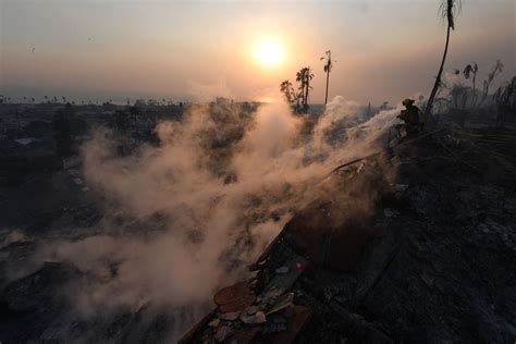 Maps: Three major fires burning in Southern California - Curbed LA