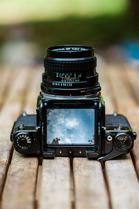 A Buying Guide: What are the Differences Between Pentax 6x7 and Pentax ...