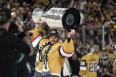 Vegas Golden Knights pummel Panthers, win their first Stanley Cup - Los Angeles Times