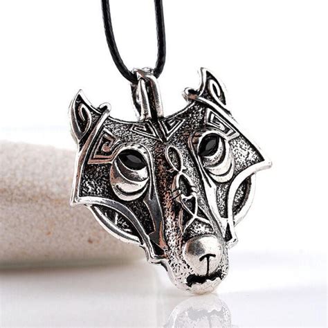 Norse Viking Wolf Pendant Necklace - Ancient Explorers