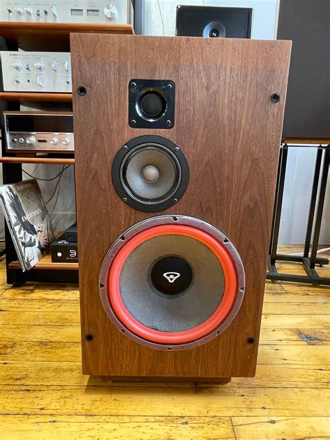 Cerwin Vega 313 High Performance Vintage Speakers - SOLD – Holt Hill Audio