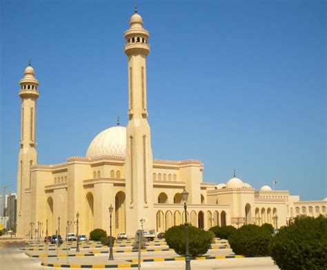 Travel Trip Journey : Al Fateh Grand Mosque Bahrain