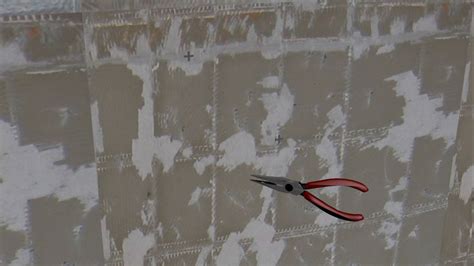 2 Easy Ways to Remove Wall Tiles - wikiHow