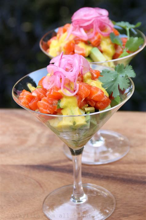 Avocado and salmon tartare with mango habanero sauce – Laylita's Recipes