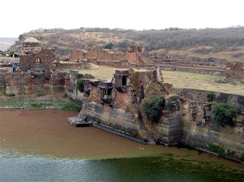 Ranthambore Fort, Sawai Madhopur, Rajasthan, Tourism, 2021 | How to reach Ranthambore Fort ...