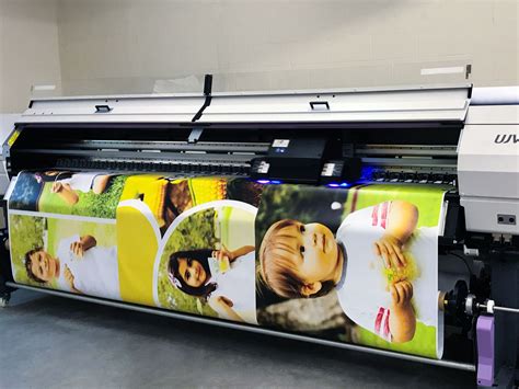 Custom large format banner printing process | Front Signs