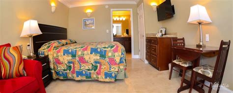 Gulfcoast Inn Naples | Naples Hotels in Florida