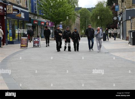 Three police woman on duty in BurnleyTown Centre Stock Photo - Alamy