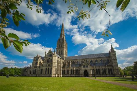 Top 10 Interesting facts about the Salisbury Cathedral - Discover Walks